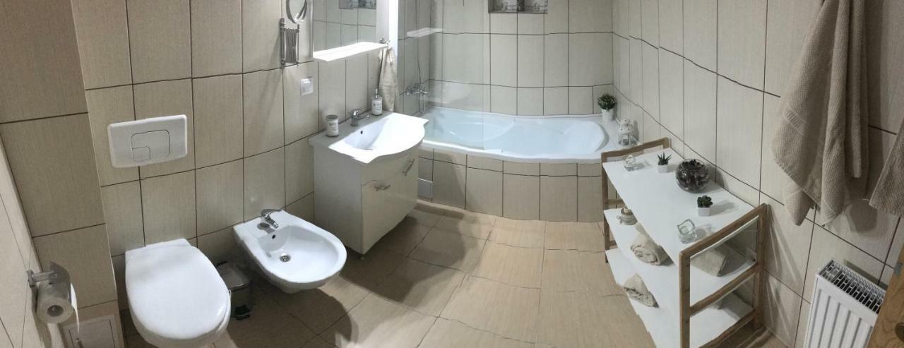 Apartament Toamnei ริชนอฟ ภายนอก รูปภาพ